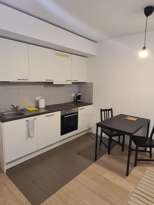 Beau Studio Apartment Brussels Exterior photo